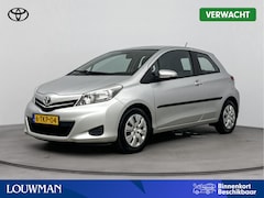 Toyota Yaris - 1.3 VVT-i Aspiration | Parkeercamera | Climate Control |