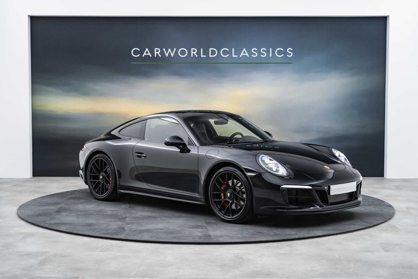 Porsche 911 - 991.2 - 3.0 CARRERA 4 GTS COUPE | 27.000km - AutoWereld.nl
