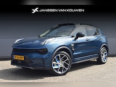 Lynk & Co 01 - 1.5 PHEV Panoramadak Stoelverwarming 360-Camera