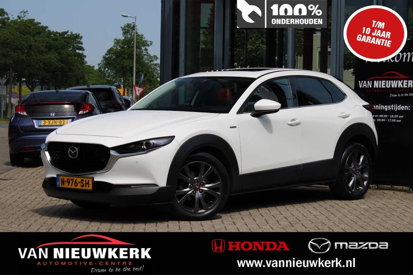 Mazda CX-30 - Skyactiv-X 180pk Automaat 100th Anniversary Edition Sunroof 360View - AutoWereld.nl