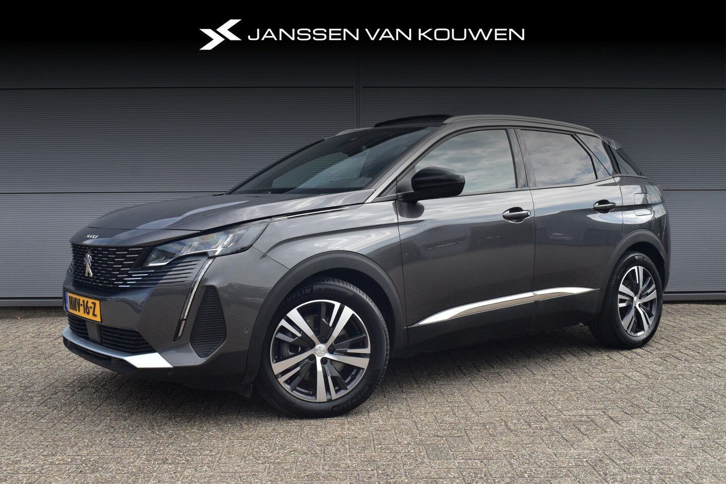 Peugeot 3008 - 1.6 HYbrid 180 Allure Pack Panoramadak 360 Camera Parkeersensoren Voor en Achter - AutoWereld.nl
