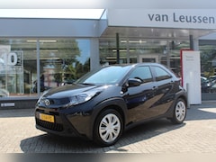 Toyota Aygo X - PLAY 5-DEURS AIRCO 4S-BANDEN AD-CRUISE APPLE/ANDROID CAMERA BLUETOOTH HOGE ZIT NL-AUTO