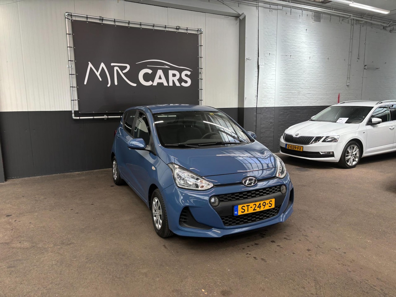 Hyundai i10 - 1.0i Comfort Navi/Airco/Cruise Control - AutoWereld.nl