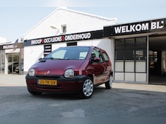 Renault Twingo - 1.2-16V Privilège / Airco / APK Nieuw / Elektrische Ramen / Stuurbekrachtiging
