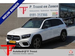 Mercedes-Benz GLB - 200 Star Edition AMG Line Night pakket/Sfeerverlichting/Panoramadak/Carbon interieurdelen/
