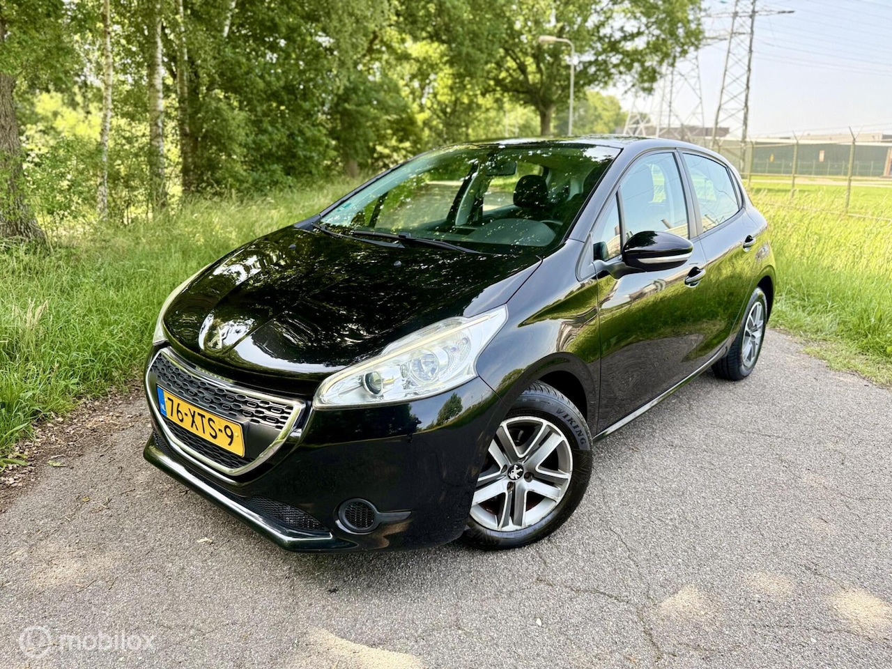 Peugeot 208 - 1.2 VTi 5drs Xenon Airco Touchscreen NAP ✅ - AutoWereld.nl