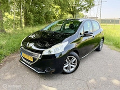 Peugeot 208 - 1.2 VTi 5drs Xenon Airco Navigatie NAP ✅