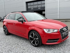 Audi A3 Sportback - 1.4 TFSI S-Tronic Pano|Leer|Cruis|PDC Rood