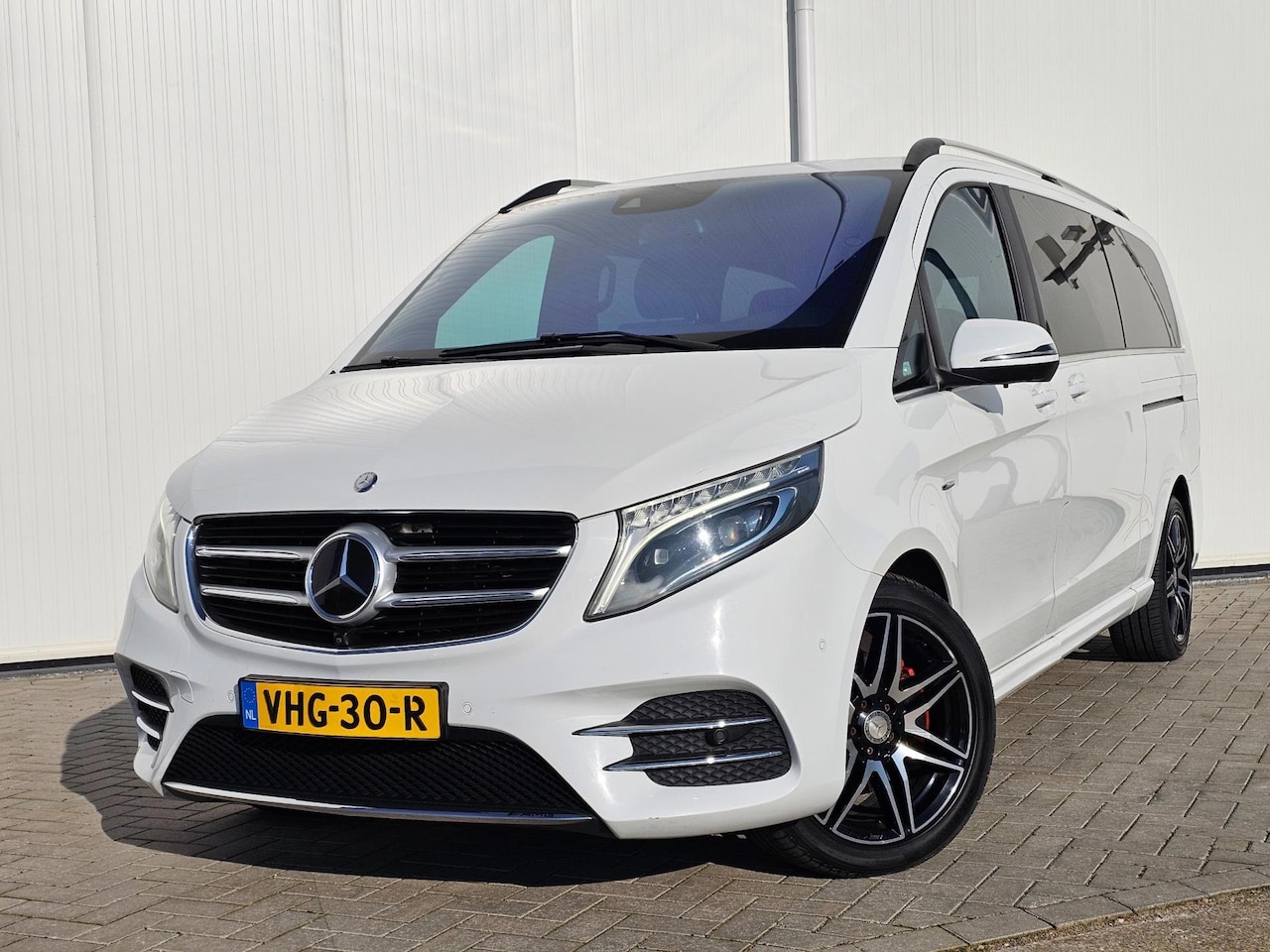 Mercedes-Benz V-klasse - 250d AMG XXL DC Avantgarde Edit. Vol Opties! - AutoWereld.nl