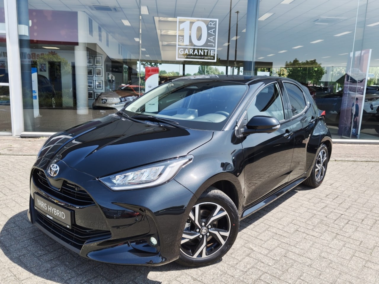 Toyota Yaris - 1.5 Hybrid 115 Style | Sensoren v/a | Stoel- en Stuurverwerwarmi - AutoWereld.nl