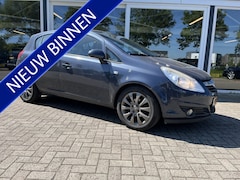 Opel Corsa - 1.4-16V Enjoy Airco / Cruise / LMV
