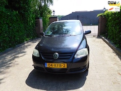 Volkswagen Fox - 1.2 Trendlinezeer nette auto nl auto metonderhoudboeken en nap