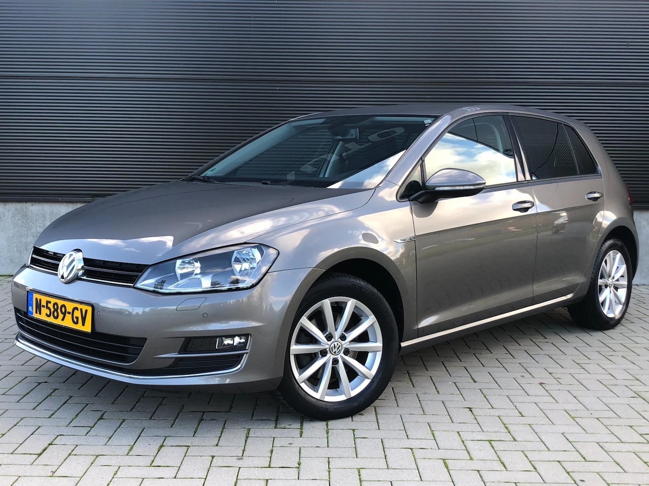 Volkswagen Golf - 1.4 TSI 125PK Dealer o.h. - AutoWereld.nl