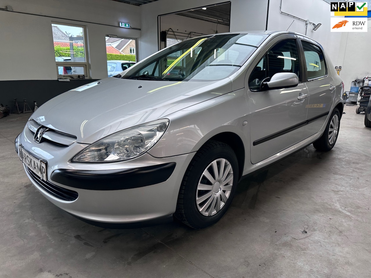 Peugeot 307 - 1.4 XT|Airco|5-Deurs|Nieuwe APK - AutoWereld.nl