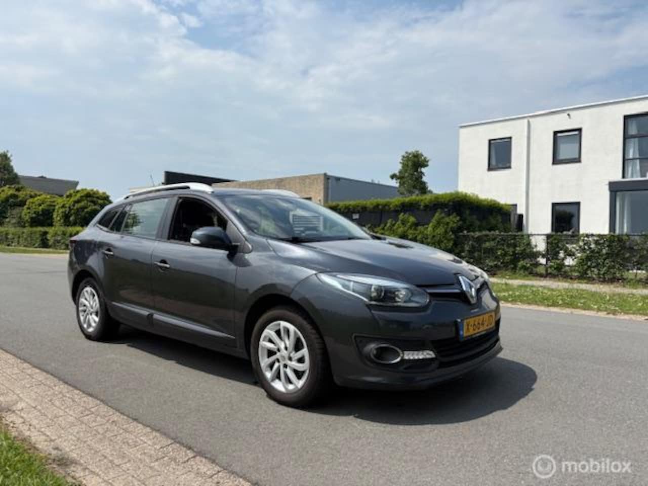 Renault Mégane Estate - 1.2 TCe Bose 111000 km ! - AutoWereld.nl
