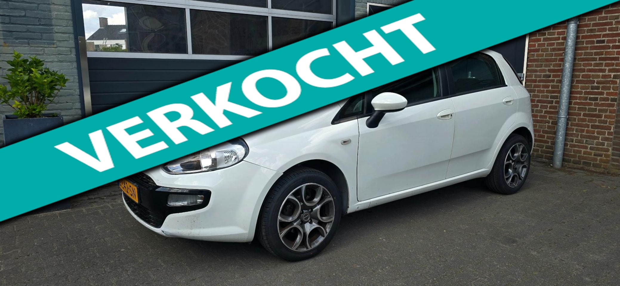 Fiat Punto Evo - 1.2 Active| incl historie + boekjes - AutoWereld.nl