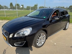 Volvo V60 - 2.0 D3 Summum APK 10-07-2026 168.000 KM