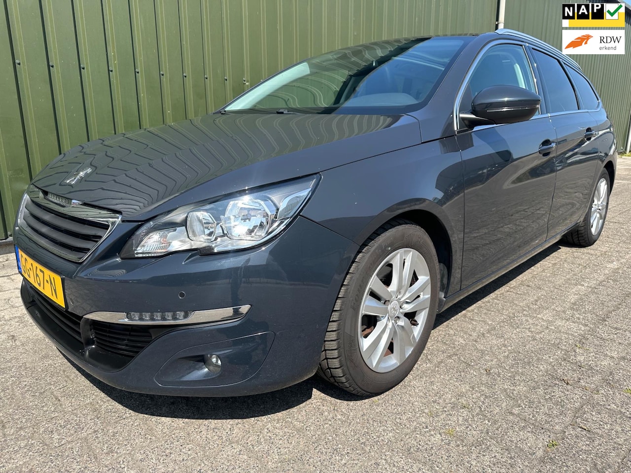 Peugeot 308 SW - 1.2 PureTech Blue Lease Executive 1.2 PureTech Blue Lease Executive Nieuwe APK - AutoWereld.nl