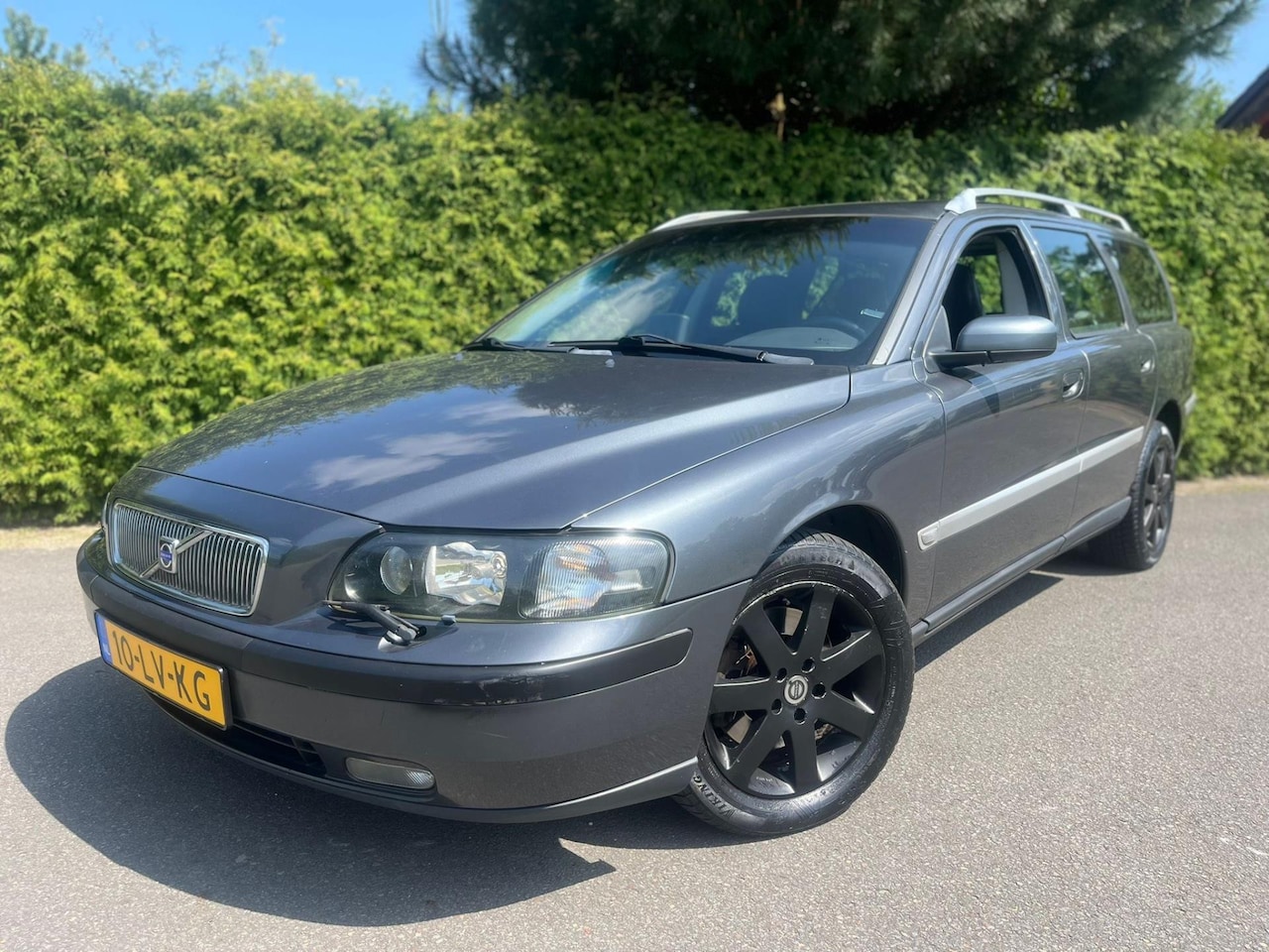 Volvo V70 - 2.5 T AWD Automaat NW APK - AutoWereld.nl