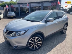 Nissan Qashqai - 1.6 163pk Tekna *1500kg trekgewicht + leder + trekhaak + panodak