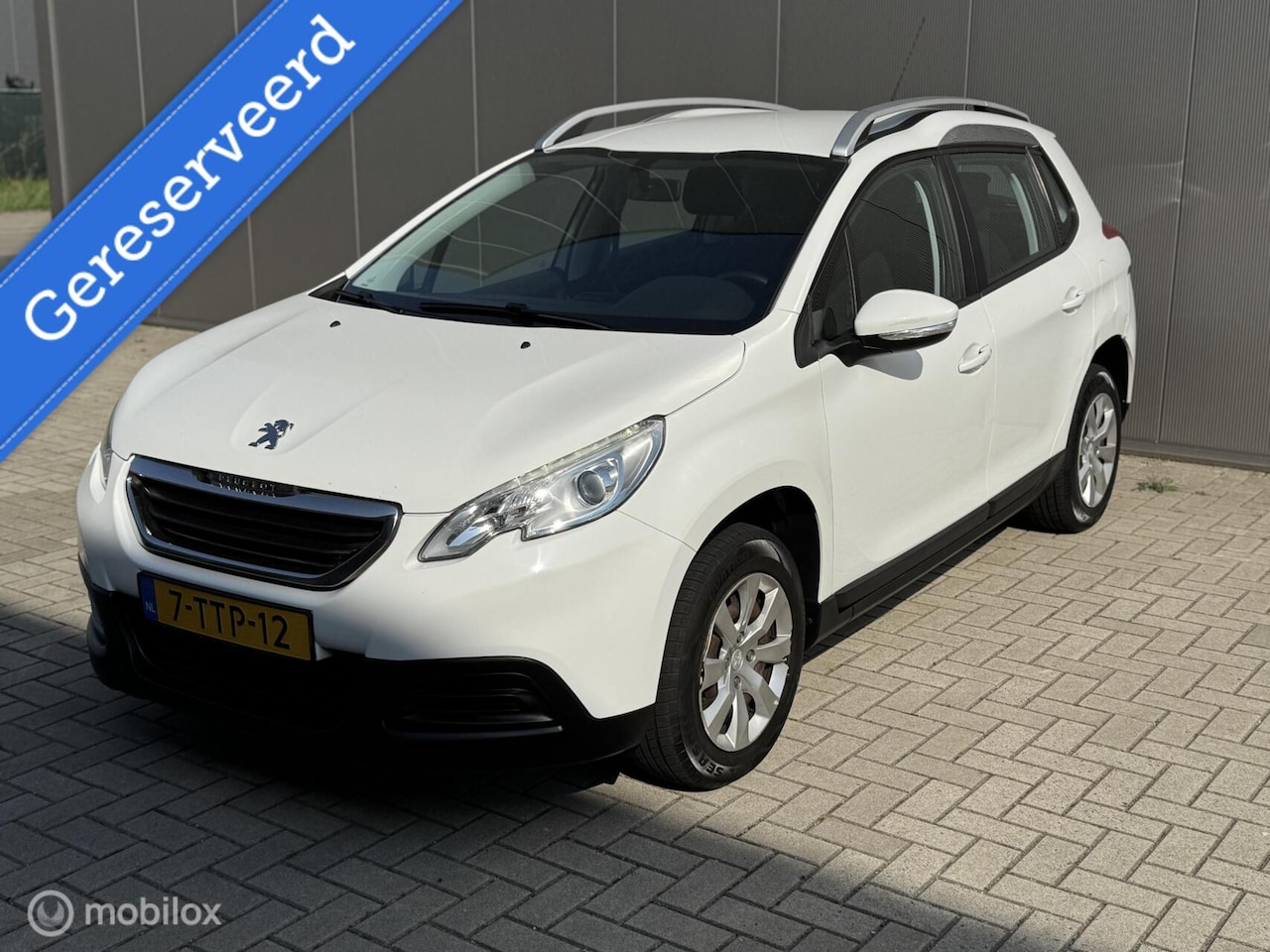 Peugeot 2008 - 1.2 VTi Access 2014, Wit, Airco, Cruise, Trekh. - AutoWereld.nl