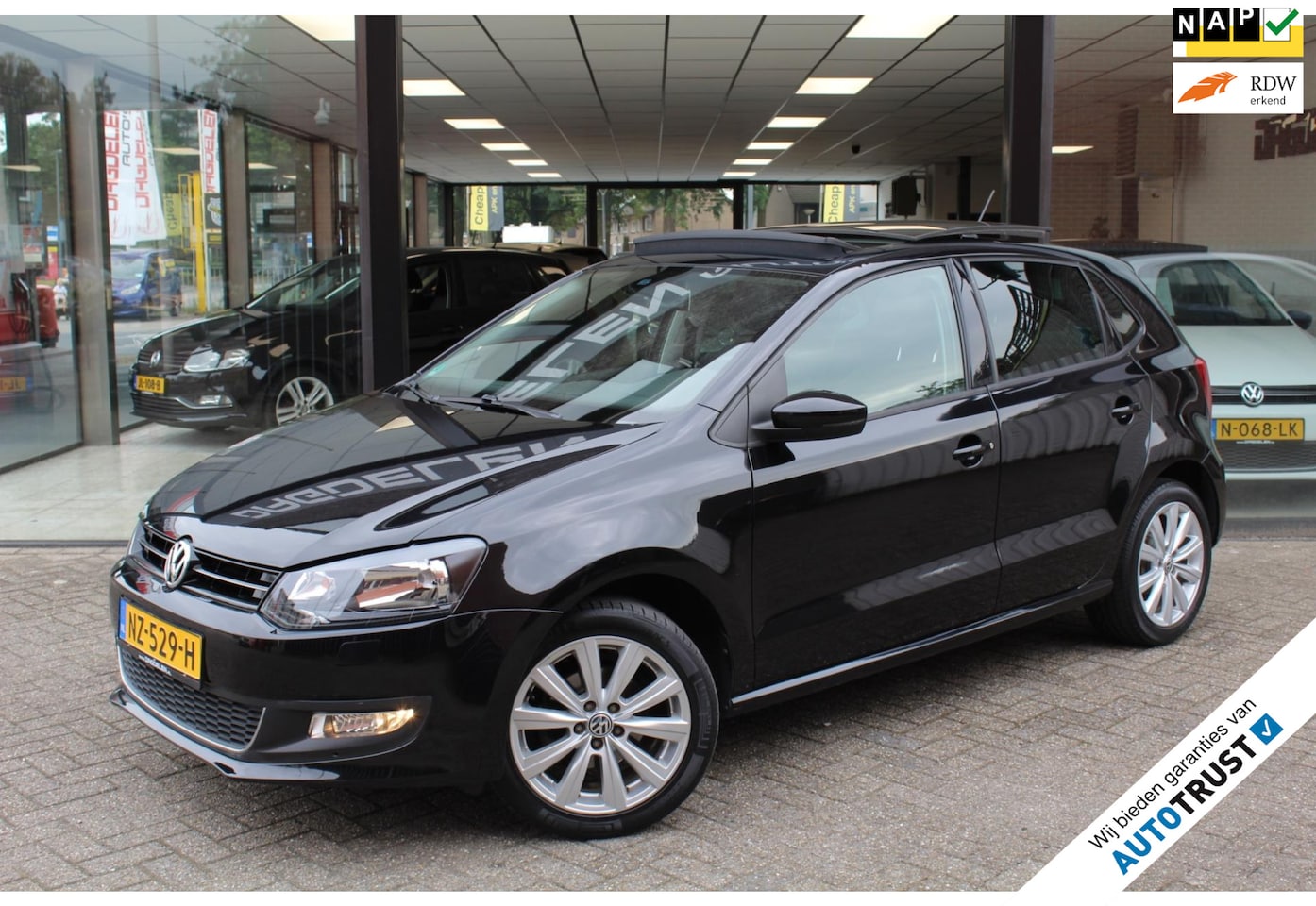 Volkswagen Polo - 1.2-12V 5drs AIRCO CLIMATE PANORAMA DAK PDC LMV - AutoWereld.nl