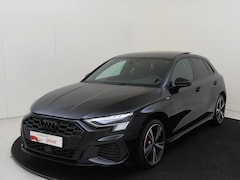 Audi A3 Sportback - 45 TFSI e S edition Competition | Panoramadak | Bang & Olufsen | Keyless | Parkeerassisten