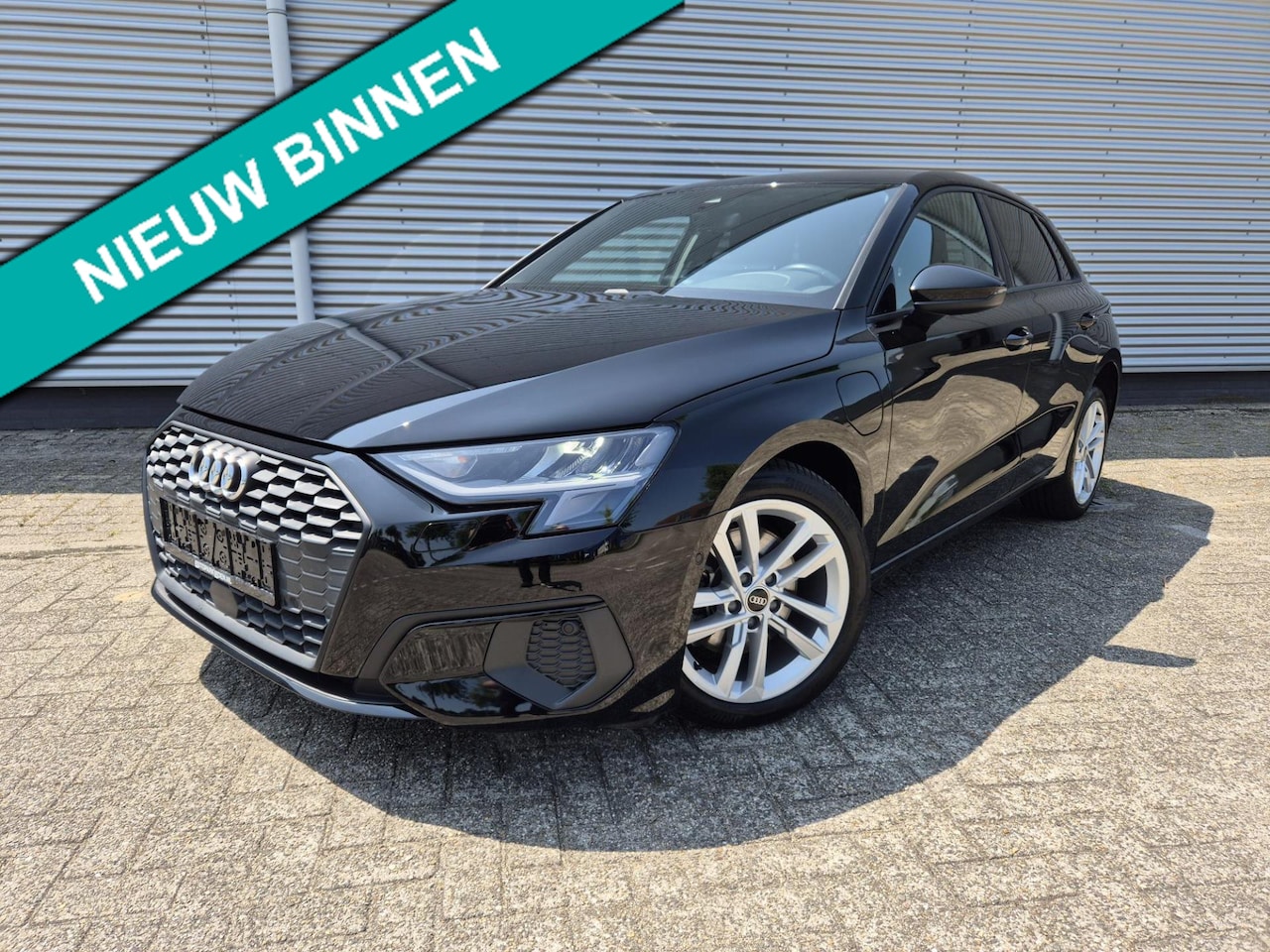 Audi A3 Sportback - 40 TFSI e Edition 40 TFSI e Edition, Carplay/Android,Navigatie,Cruisecontrol,stoelverwarming,parkeersensoren - AutoWereld.nl