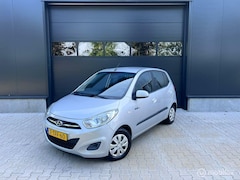 Hyundai i10 - 1.0i i-Drive 5D Grijs Airco NAP APK