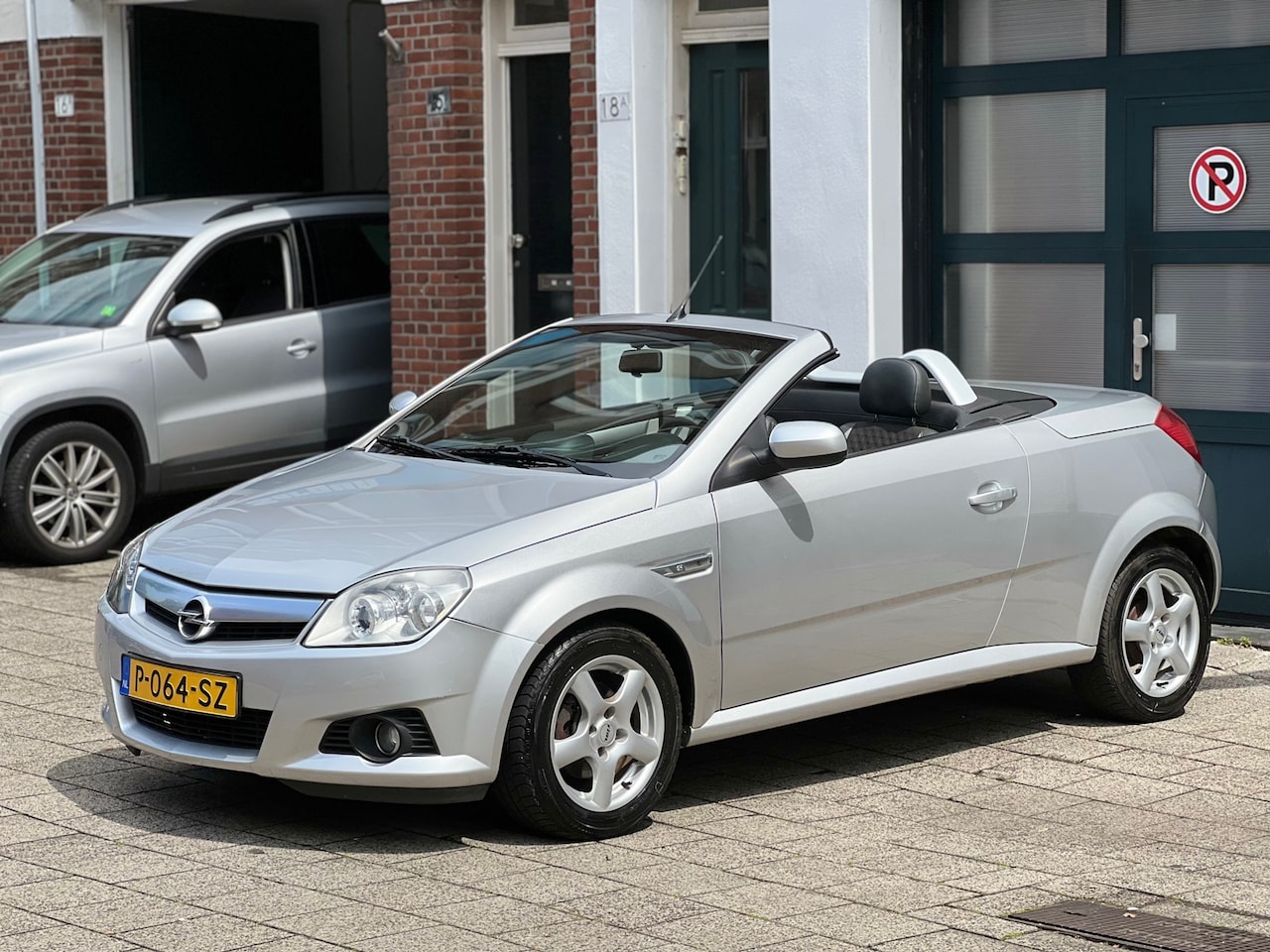 Opel Tigra TwinTop - 1.4-16V Rhythm-cabrio-airco-elek ramen - AutoWereld.nl