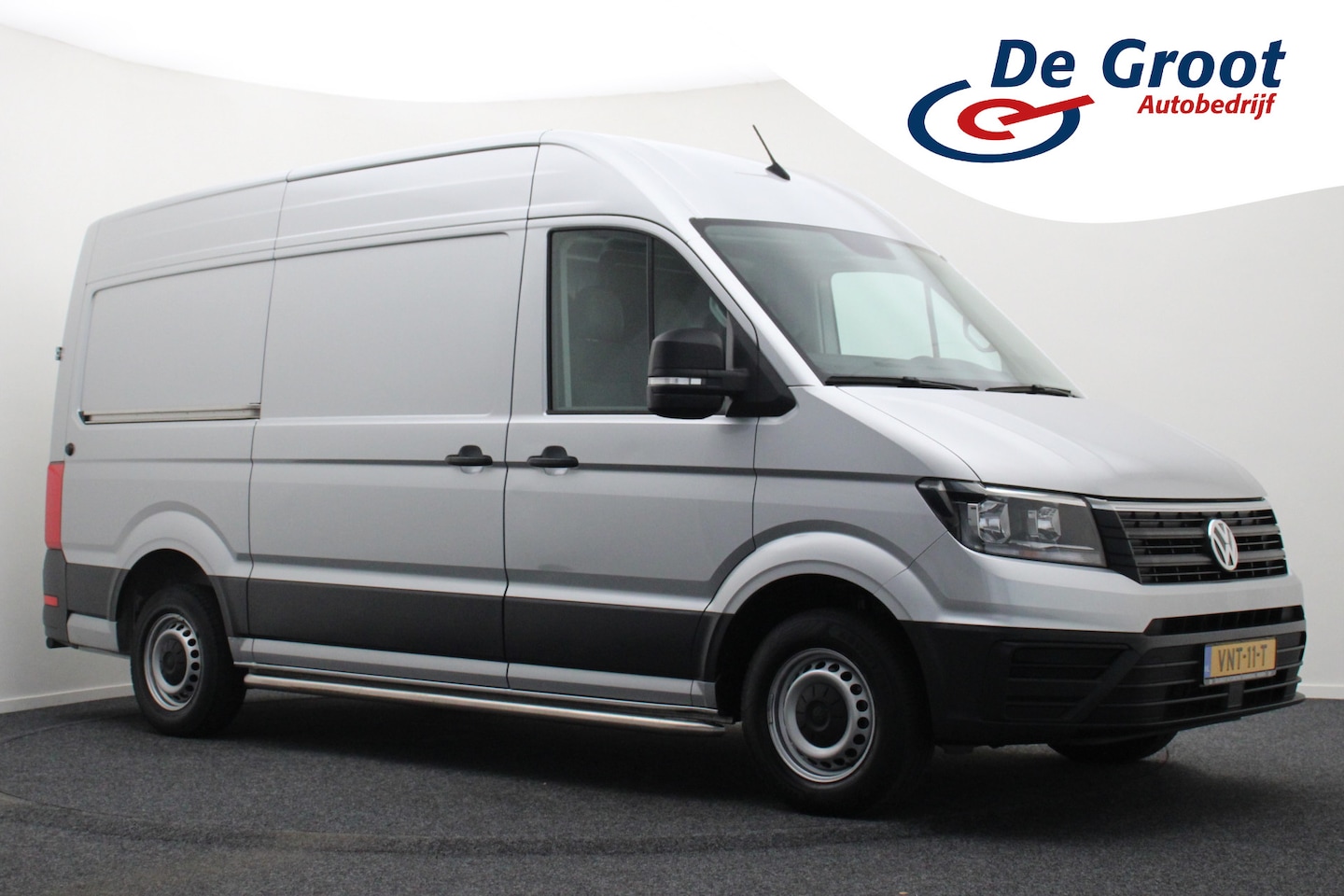 Volkswagen Crafter - 30 2.0 TDI L3H3 (L2H2) Comfortline 3-Zits, Airco, Side-Bars, Cruise, Bluetooth - AutoWereld.nl