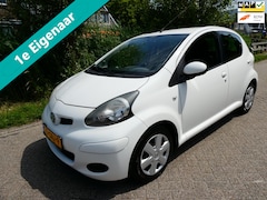 Toyota Aygo - 1.0-12v 5-deurs 1e eigenaar Airco Navi Zuinig A-Label