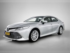 Toyota Camry - 2.5 Hybrid Premium leseman