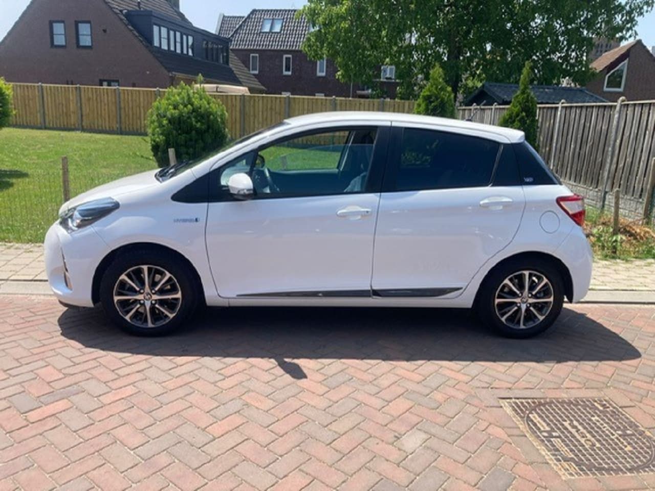 Toyota Yaris - 1.5 Hybrid Y20 Toyota 1.5 Hybride Y20 - AutoWereld.nl