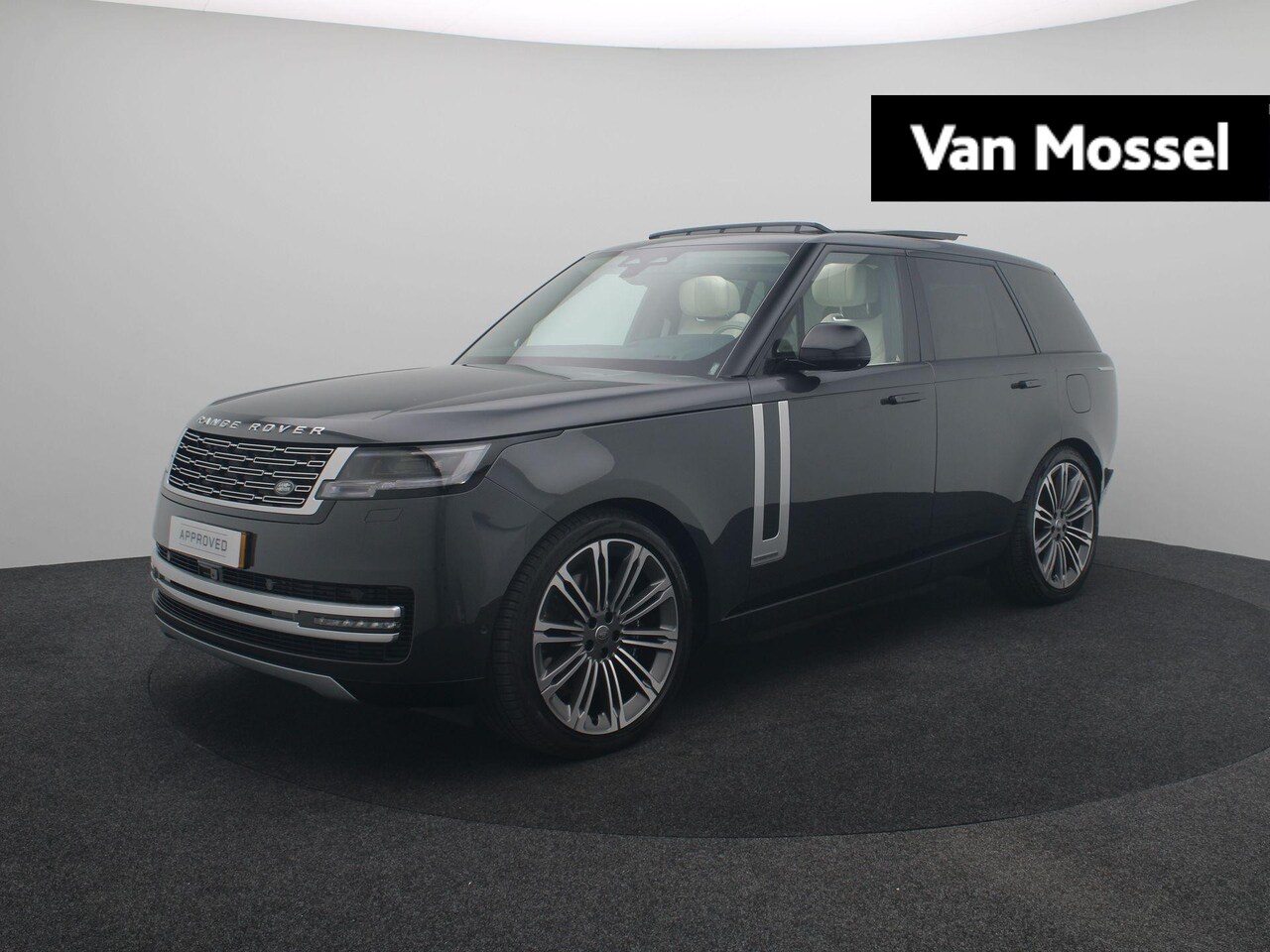 Land Rover Range Rover - 3.0 P550e Autobiography PHEV elec Treeplanken| Towing Pack | 23" LM Velgen Diamond Turned - AutoWereld.nl