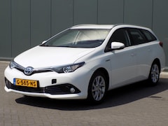 Toyota Auris - 1.8 Hybrid Business Pro