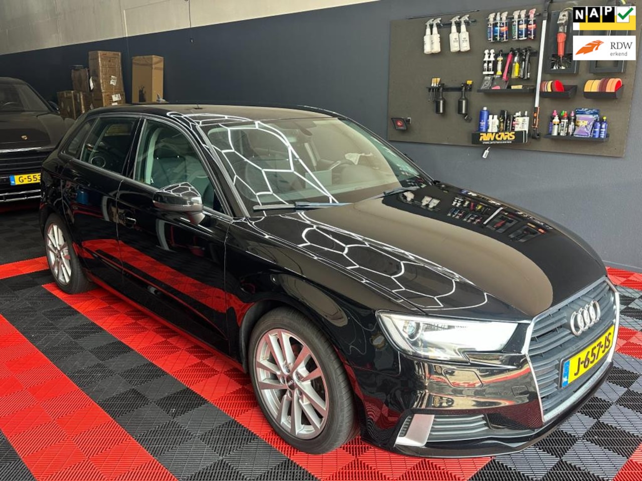 Audi A3 Sportback - 1.0 TFSI Design Pro Line Plus 1.0 TFSI Design Pro Line Plus,climat, lichtmetaal, pdc, navigatie, handgeschakelt, distrib - AutoWereld.nl