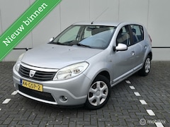 Dacia Sandero - 1.6 Lauréate 127DKM