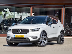 Volvo XC40 - RECHARGE P8 AWD R-DESIGN / TREKHAAK / PANO