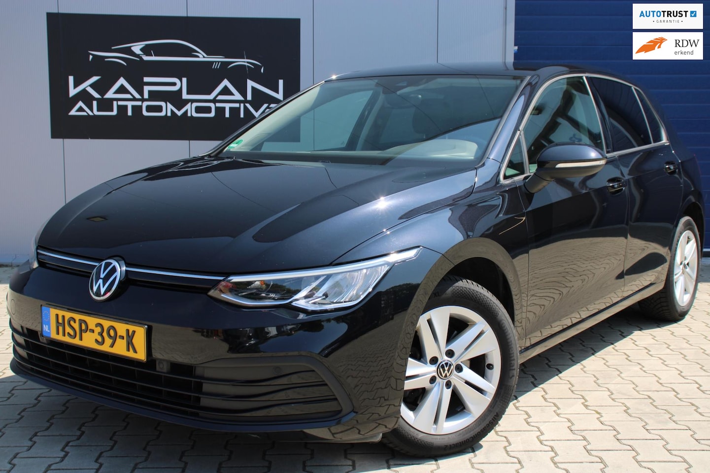 Volkswagen Golf - 1.0 TSI Life Stuurverw CarPlay Virtual PDC BTW Garantie - AutoWereld.nl