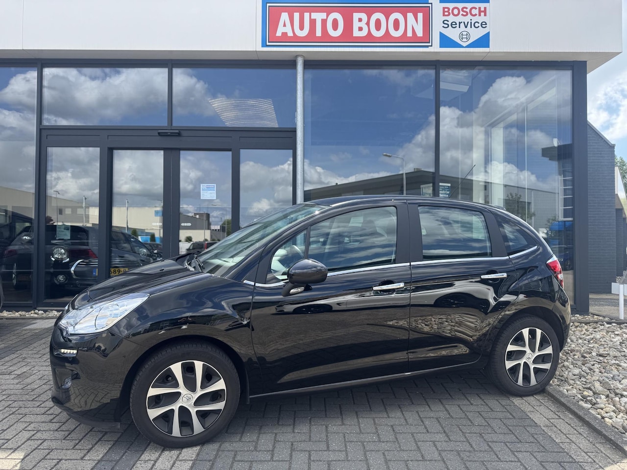 Citroën C3 - 1.2 FEEL AUTOMAAT NAVI/CLIMA/BTA/S&S/ PDC/ -1e EIG. - KM=NAP - - AutoWereld.nl