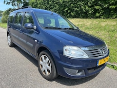 Dacia Logan MCV - 1.6 MPI Lauréate - gebruikersschade rondom