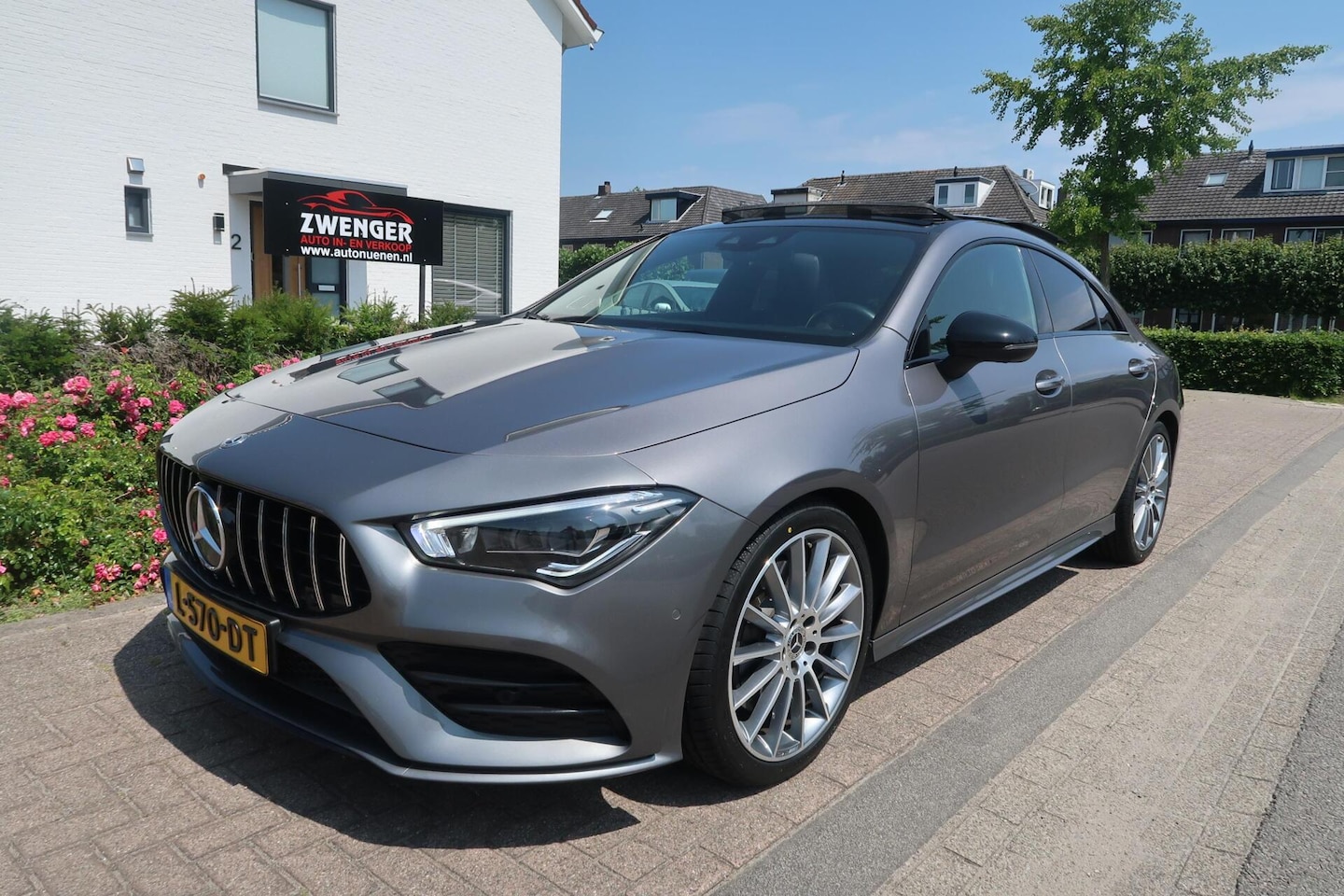 Mercedes-Benz CLA-Klasse - 250 AMG-NIGHT 225pk PANORAMADAK|SFEERVERLICHTING|WIDESCREEN|360CAMERA|BURMESTER|DEALER OND - AutoWereld.nl