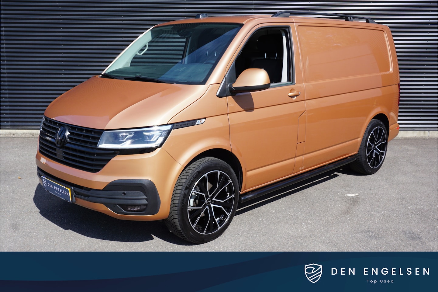 Volkswagen Transporter - 28 | 150 PK AUT | L1H1 | App-Connect | Cruise | Stoel- en Voorruitverwarming | Trekhaak - AutoWereld.nl