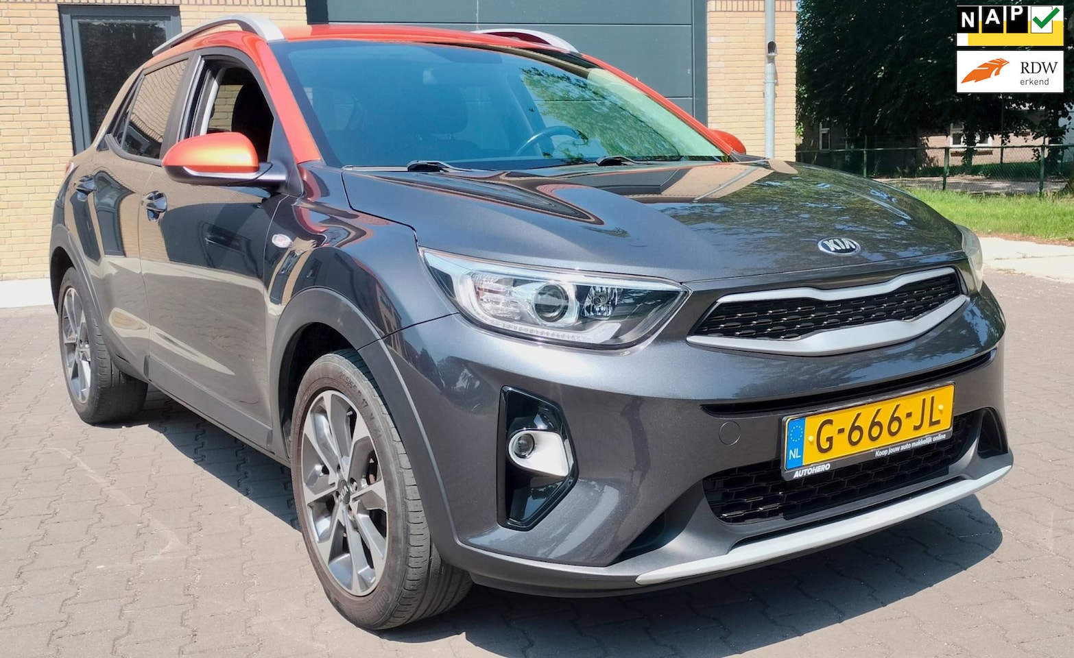 Kia Stonic - 1.0 T-GDi DynamicLine Navi Camera PDC DAB - AutoWereld.nl