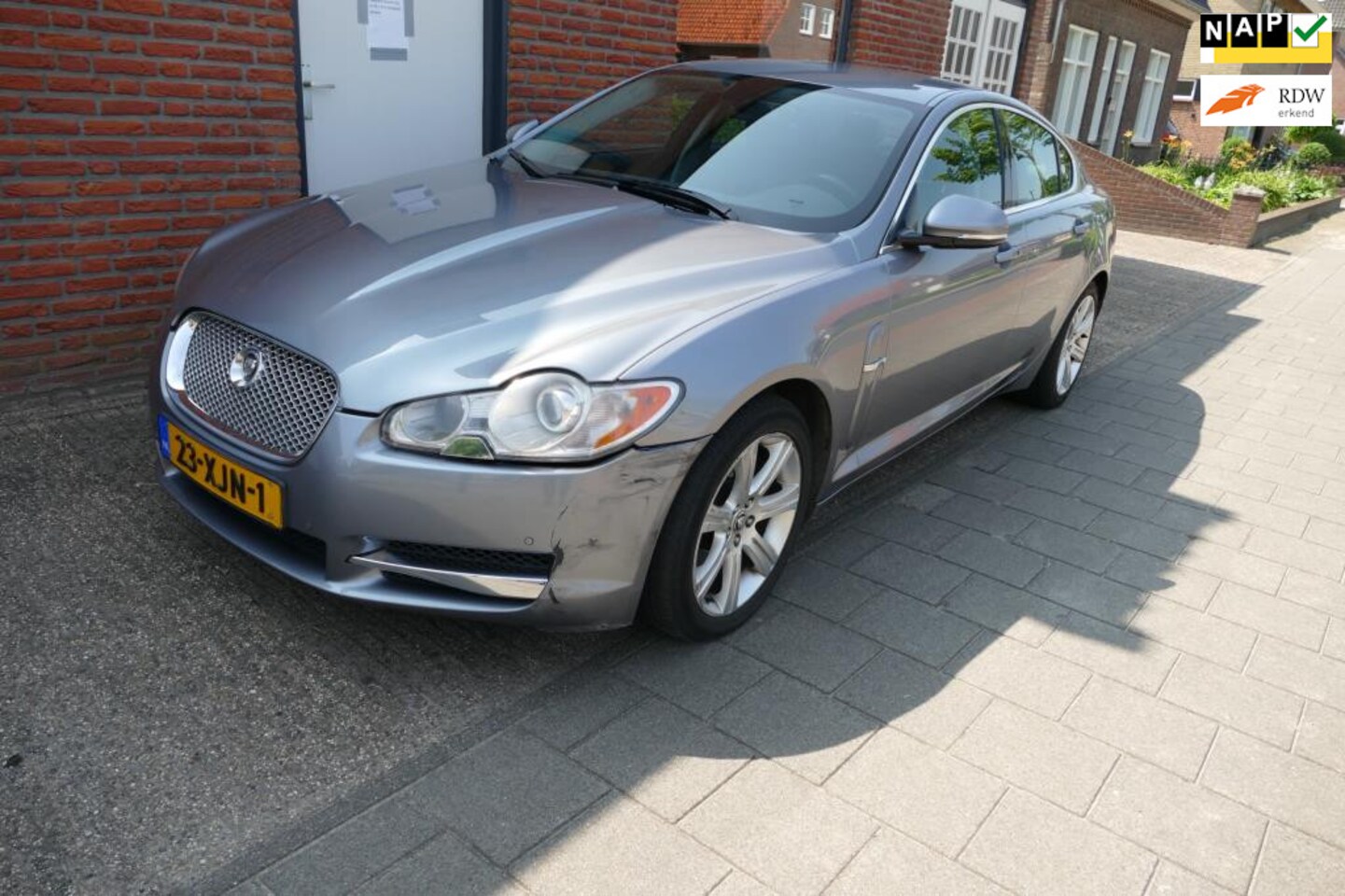 Jaguar XF - 3.0D V6 Luxury 3.0D V6 Luxury - AutoWereld.nl