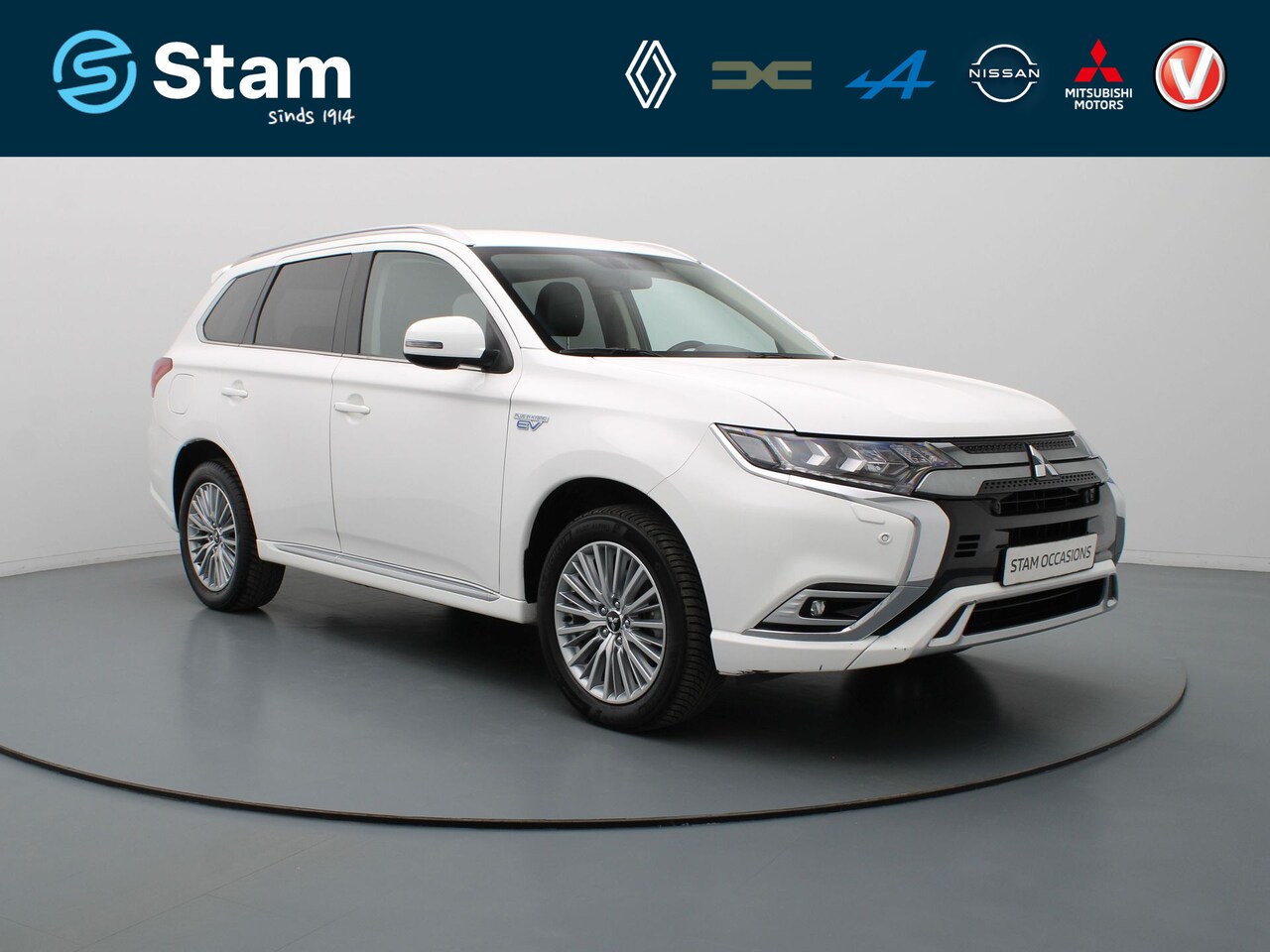 Mitsubishi Outlander - 2.4 240pk PHEV Intense Camera | Climate | Cruise | Parksens. v+a | Stoelverw. - AutoWereld.nl