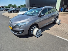 Renault Mégane Estate - 1.5 dCi 6bak 131pk Bose Clima Pano Nap Apk 02-26
