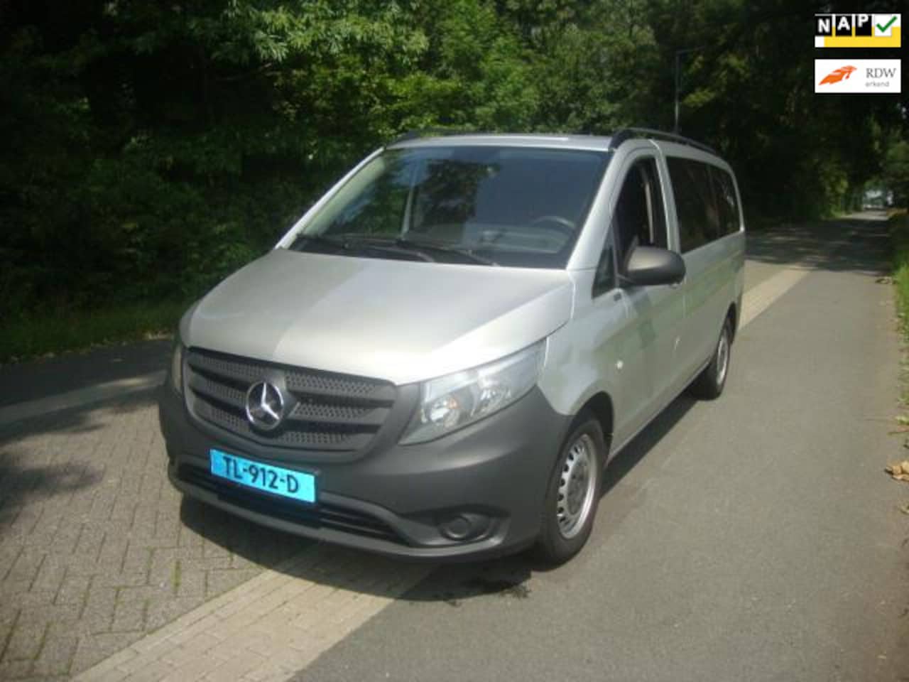 Mercedes-Benz Vito Tourer - 111 BlueTEC Base Lang 111 BlueTEC Base Lang - AutoWereld.nl