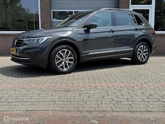 Volkswagen Tiguan - 1.5 TSI NAVI/ECC-AIRCO/LED/CRUISE/MF-STUUR